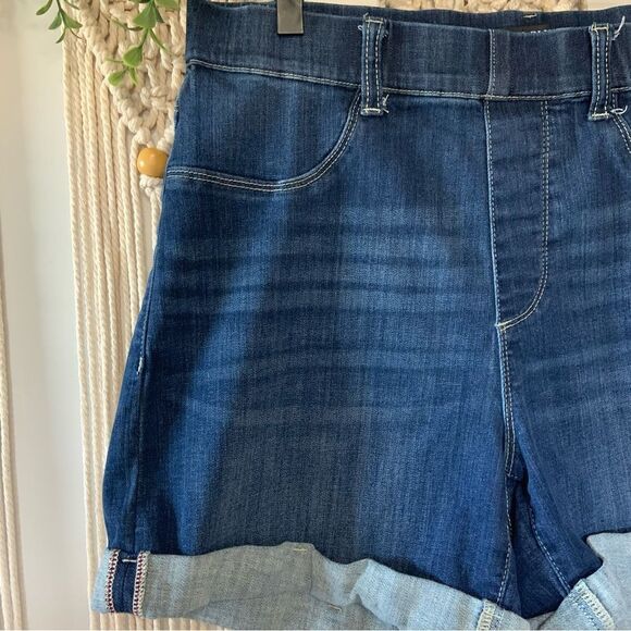 JUDY BLUE High Rise Pull On Cuffed Shorts Blue 1XL - Picture 3 of 15